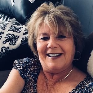 Meet your Posher, Pam